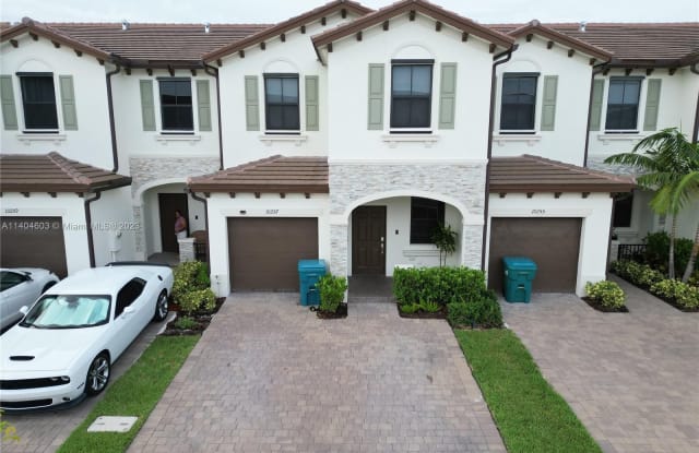 10257 SW 228th Ter - 10257 Southwest 228th Terrace, Miami-Dade County, FL 33032