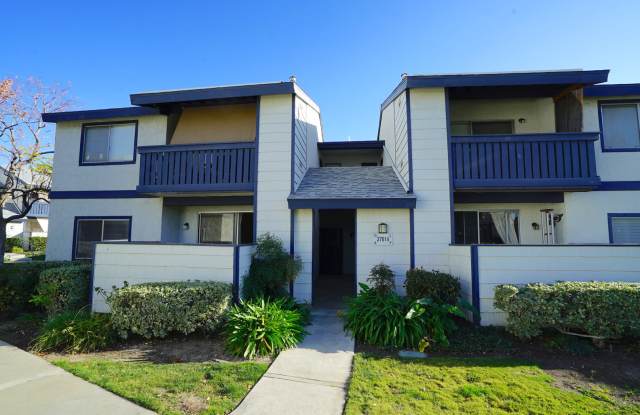 New Horizon 1 Bedroom Rental Condo in Saugus!