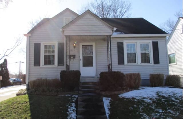 2514 Wallace Ave - 2514 Wallace Avenue, Louisville, KY 40205