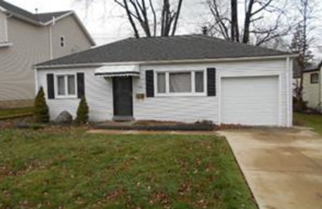 1160 Genesee Ave - 1160 Genesee Avenue, Mayfield Heights, OH 44124