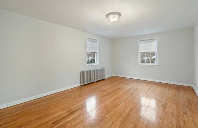 263 Bloomfield Avenue Apartments