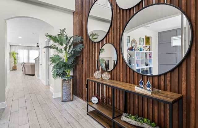 Beautiful 5-Bedroom Rental Home Available in John’s Lake Landing – Clermont, FL