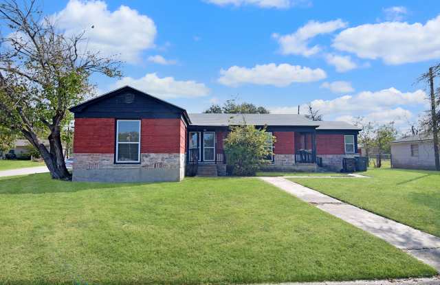 Photo of 1503 S 9th St