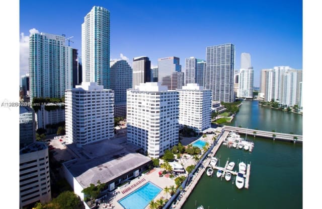 801 Brickell Avenue - 801 Brickell Avenue, Miami, FL 33131