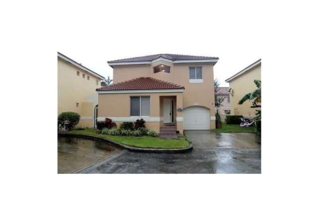 11379 Lakeview Dr