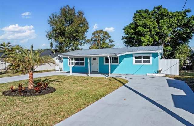 12511 Davis Blvd