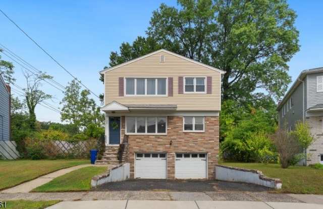 Photo of 341 Trotting Rd