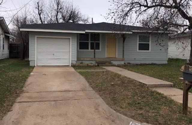 1949 Woodard Street - 1949 Woodard Street, Abilene, TX 79605