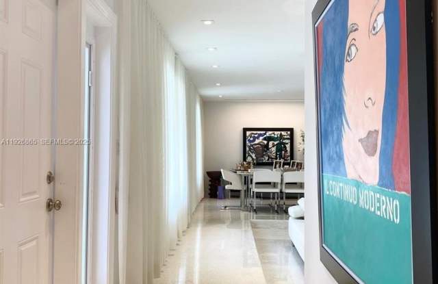 Photo of 9121 SW 85th St