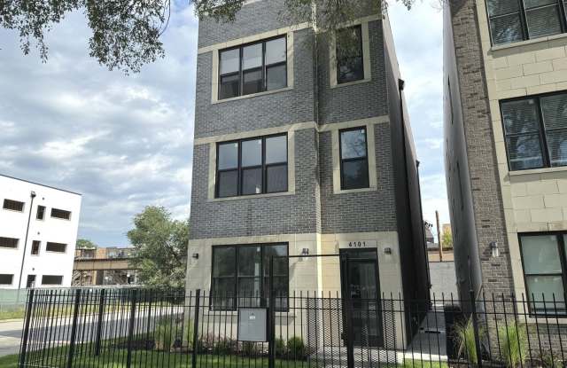 4101 S Prairie Avenue - 4101 South Prairie Avenue, Chicago, IL 60653