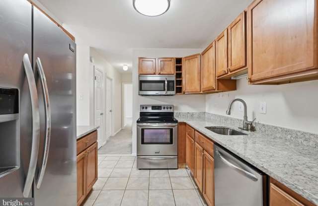 6230 EDSALL Road unit: 403