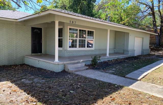 Photo of 507 Davis St