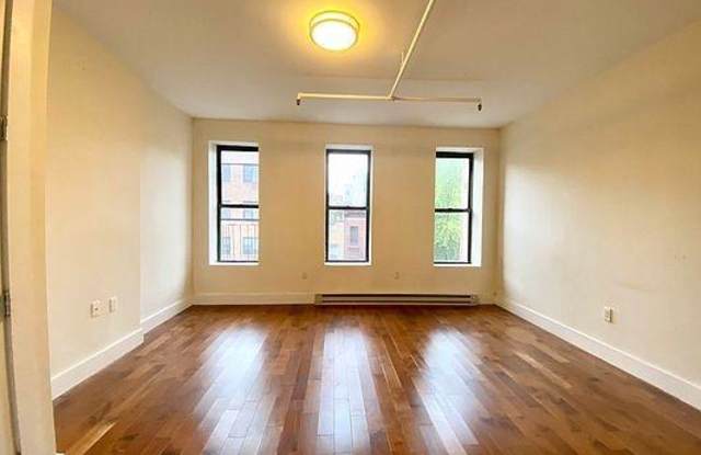 424 East 117th Street