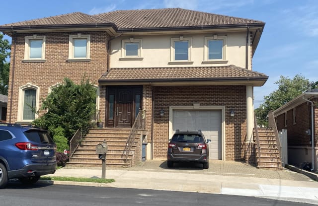 75 Husson Street - 75 Husson St, Staten Island, NY 10305