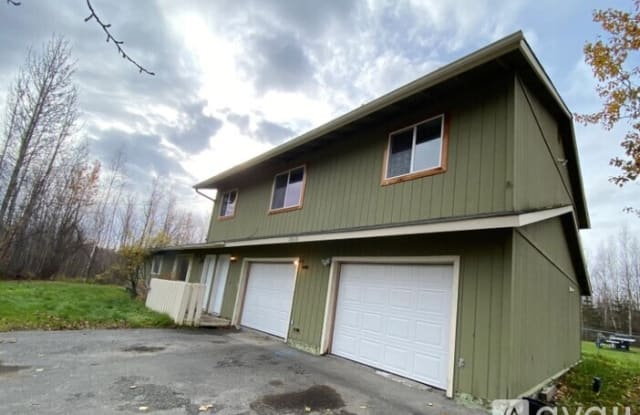 2400 W Snowcrest Dr - 2400 West Snowcrest Drive, Knik-Fairview, AK 99654