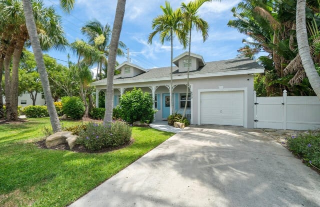 625 NE 7th Avenue - 625 Northeast 7th Avenue, Delray Beach, FL 33483