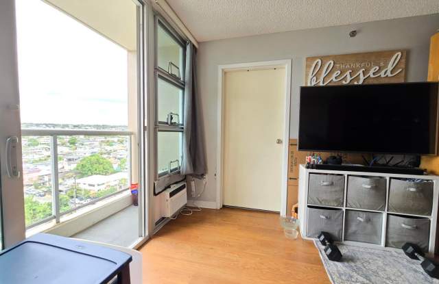 Waipahu Plantation Tower Apartment 1 Bed 1 Bath 1 Parking 12th Floor Condominium - 94-979 Kau'Olu Place, Waipahu, HI 96797