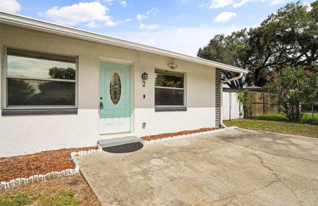 2720 S SUNRISE COURT