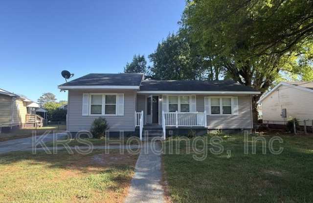 903 Freedom Ave