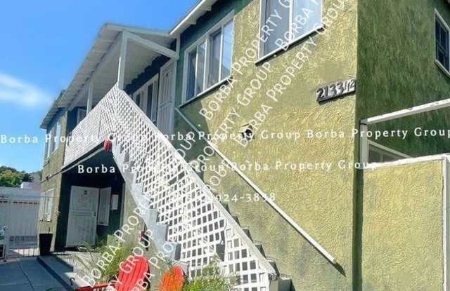 2133 1/2 Pacific Ave