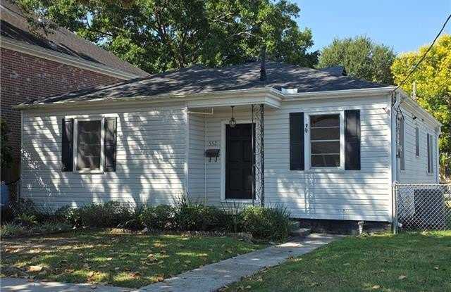 Photo of 552 METAIRIE LAWN Drive