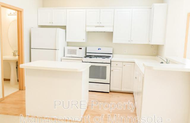 Photo of 2328 Eagle Trace Ln