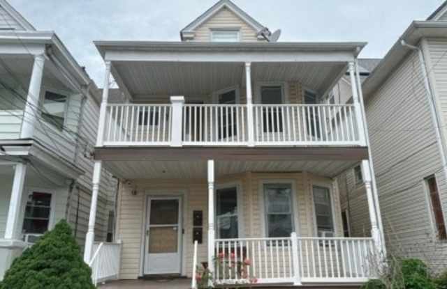 18 Burgess Pl