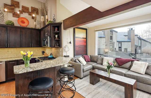 Photo of 4000 Brush Creek Road unit: #9