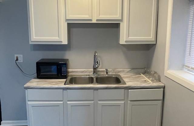 2637 West Luther Street - 1F