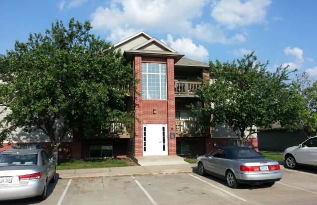 Photo of 2-bedroom, 1-bath condo on Holiday Rd