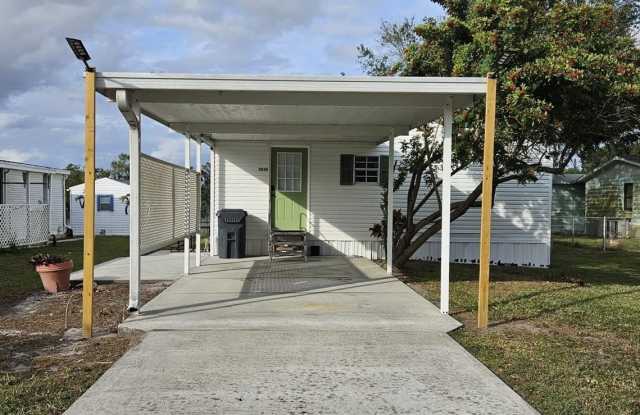 Photo of 3636 LAZY LAKE DRIVE S