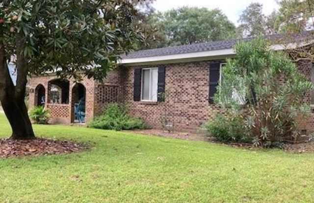 201 NE 48th Street lot: 1 & 2