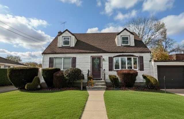 Photo of 626 Wool Avenue