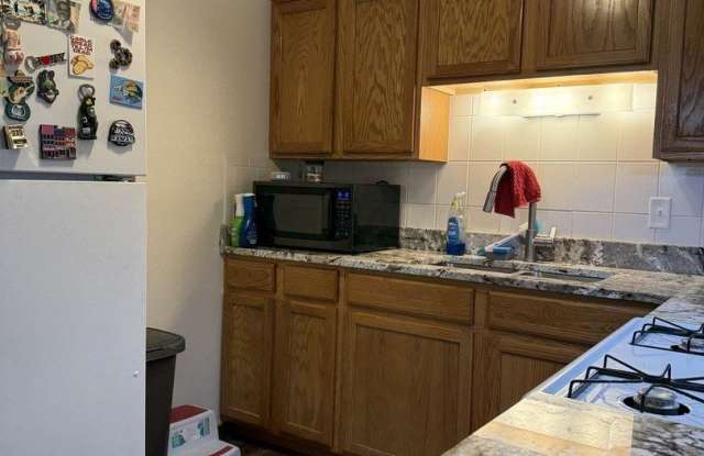 6308 W 64th Place