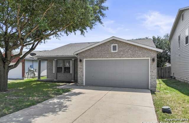 205 GATEWOOD TRCE