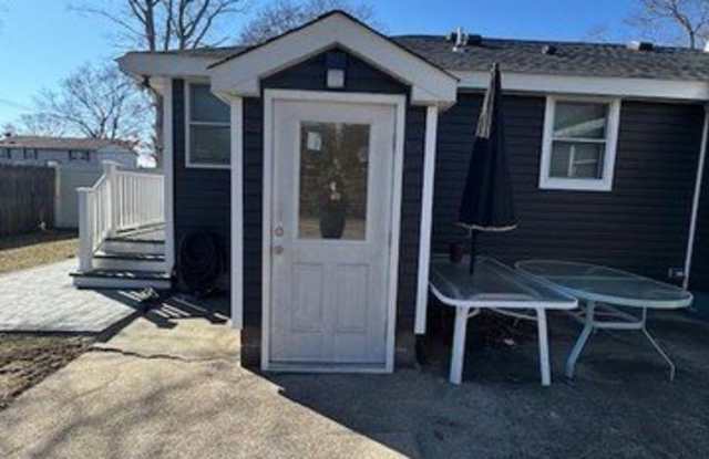 107 Phyllis Drive