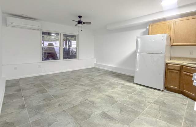 338 Van Duzer Street