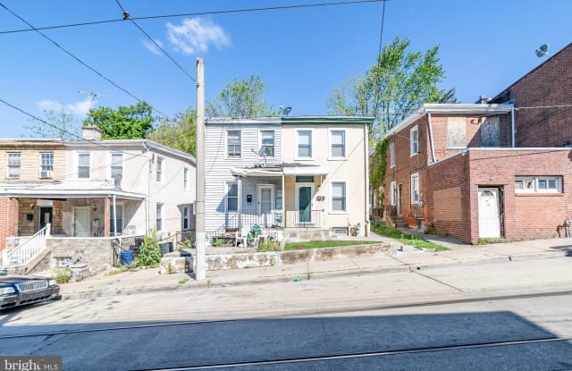 51 N 9TH STREET - 51 North 9th Street, Darby, PA 19023