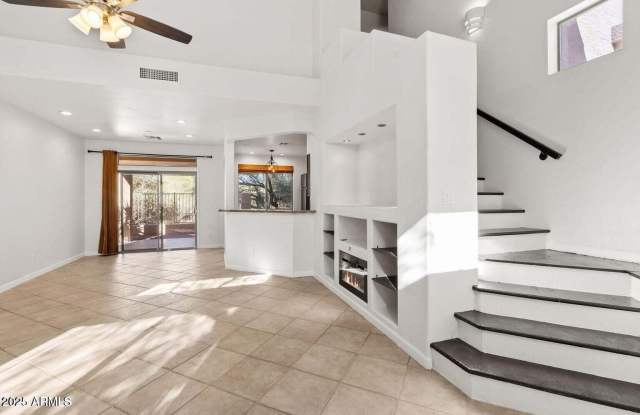 4118 E Justica Street