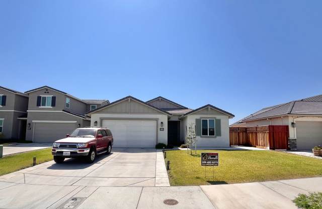 Photo of Beautiful 4 Bedroom, 2 Bath Home with Solar — in Prime Location!