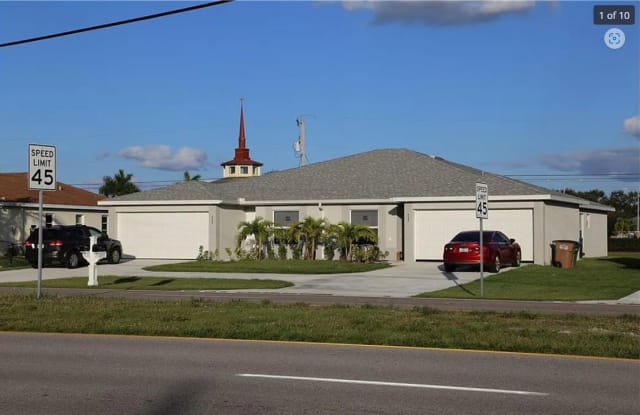 935 Skyline Boulevard - 935 Skyline Boulevard, Cape Coral, FL 33991