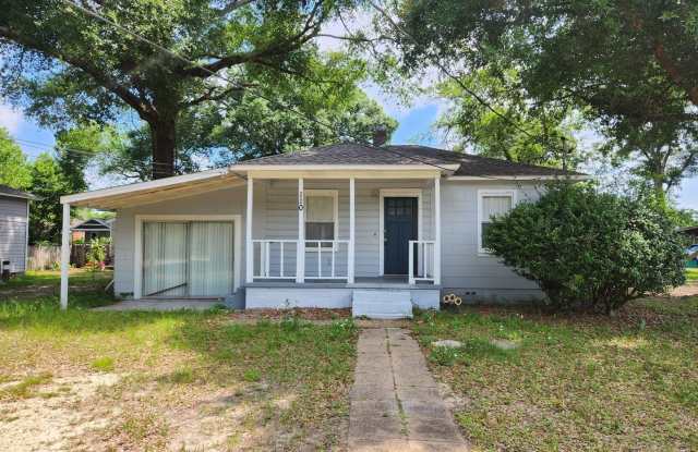 110 Ruberia Ave.
