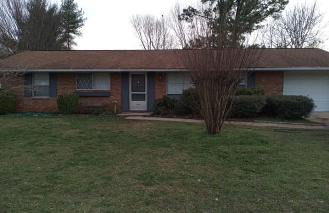 1806 Chapman Avenue Northeast - 1806 Chapman Avenue Northeast, Huntsville, AL 35811