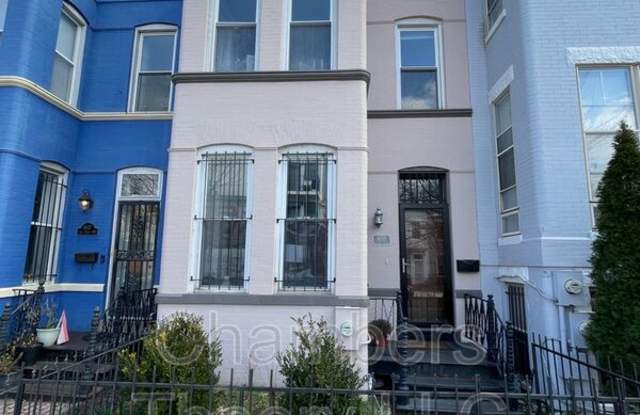 1635 4th Street NW