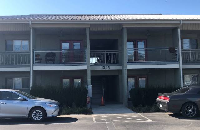 1045 E 10th Unit 206