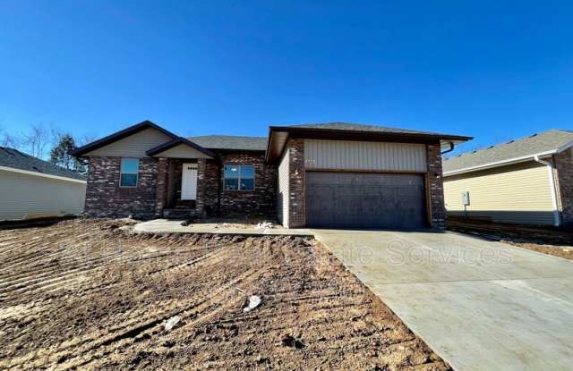 653 Southgate