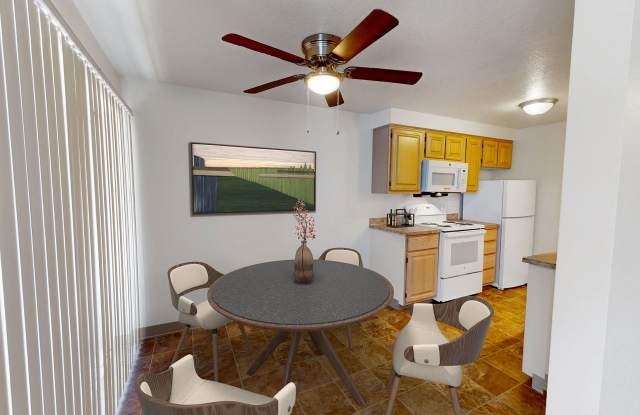 Spacious 2 Bedroom Blocks from Downtown Salem! Washer/Dryer included! Mini Split Heating/Air Conditioning!