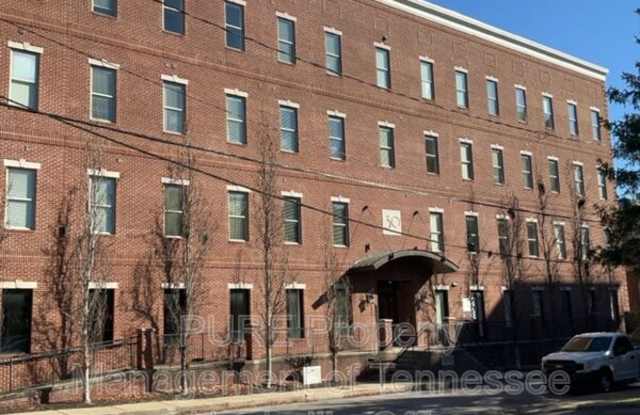 Photo of 210 30th Ave. N