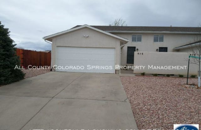 978 S Palomar Drive - 978 South Palomar Drive, Pueblo West, CO 81007