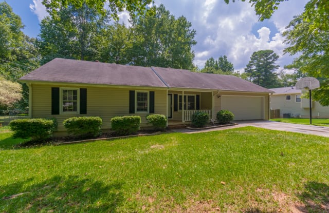 2937 Springlake Dr - 2937 Springlake Drive, Buford, GA 30519